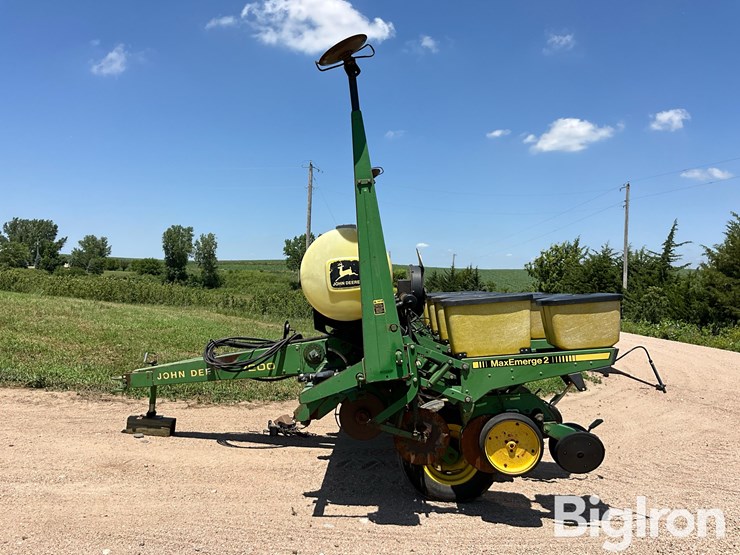 john-deere-7200-image-8