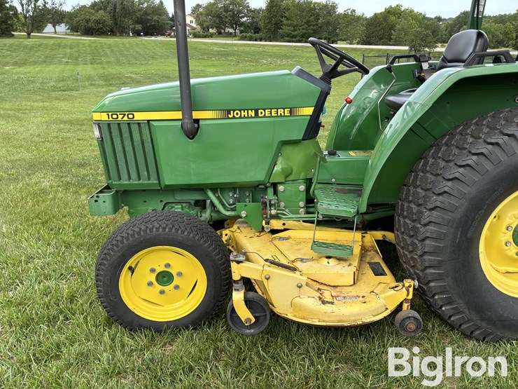 1994-john-deere-1070-image-11