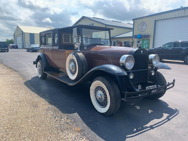 1929-hudson-limousine-image-4
