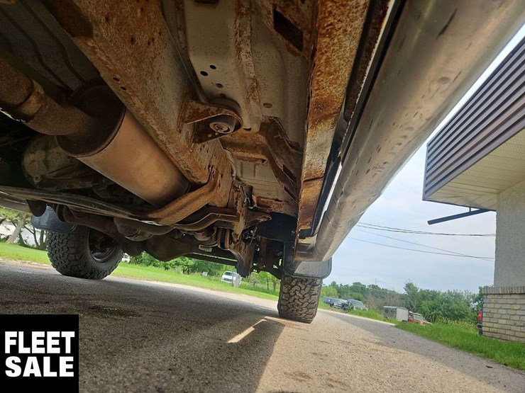2011-ford-f350-image-30