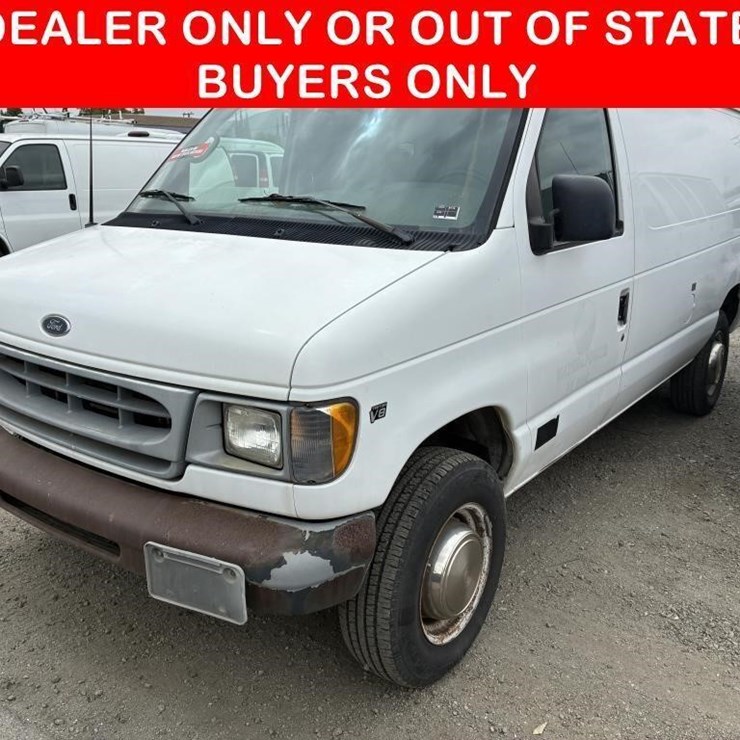 2001 FORD E250