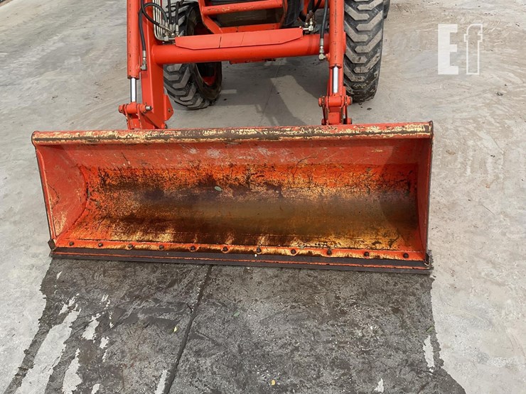 2005-kubota-l3830-image-9