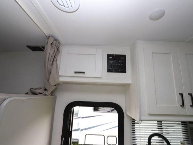 2024-ford-transit-image-21