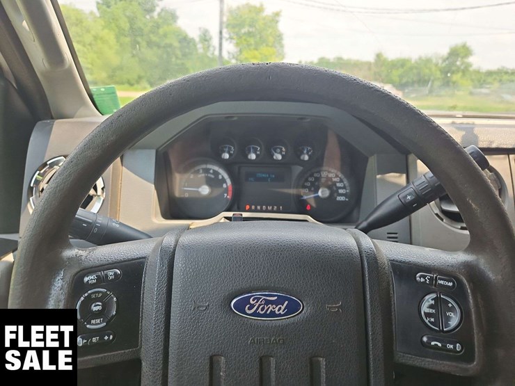 2015-ford-f350-image-26