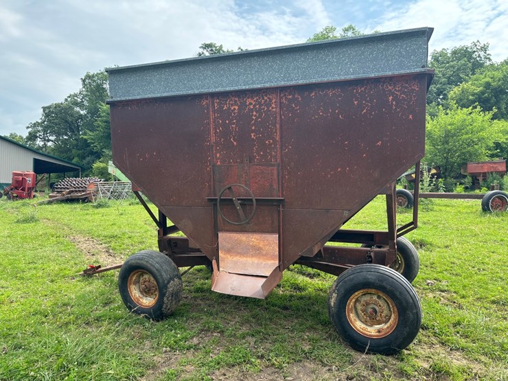 #2227-•-korhemel-industries-6072-gravity-wagon-image-2