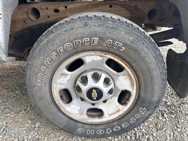2013-chevrolet-2500-image-53