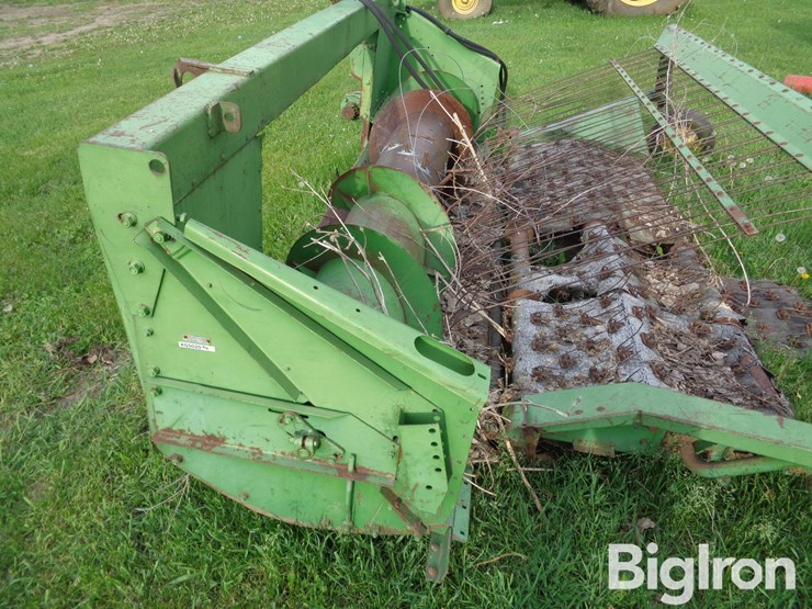 john-deere-212-image-10