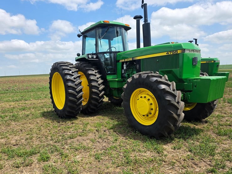 john-deere-4755-image-2