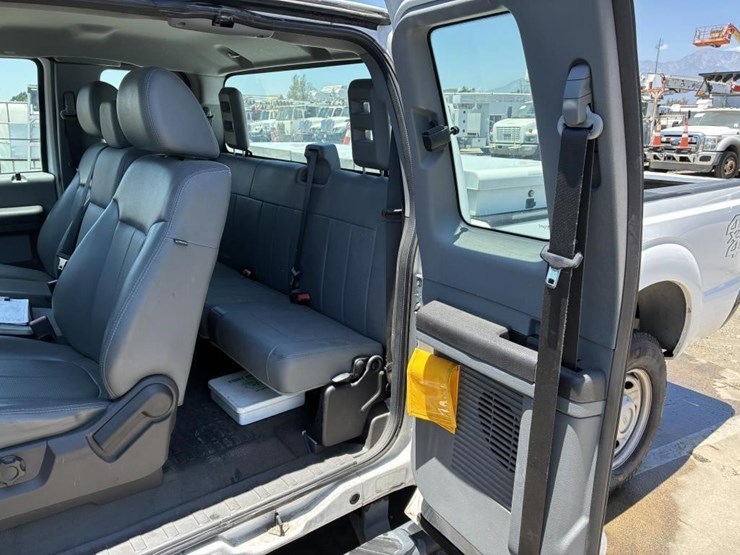 2011-ford-f250-image-12