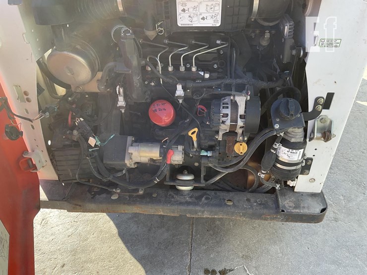 2016-bobcat-s570-image-17