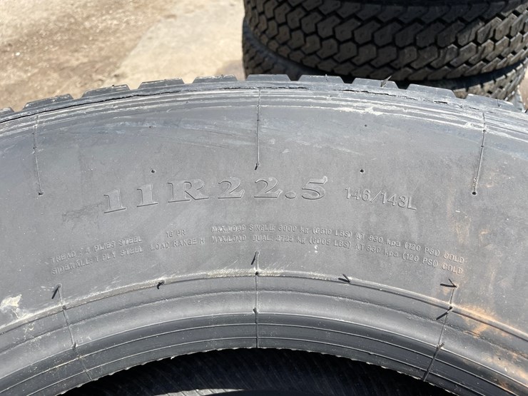 #6519-•-set-of-(4)-semi-tires-image-6