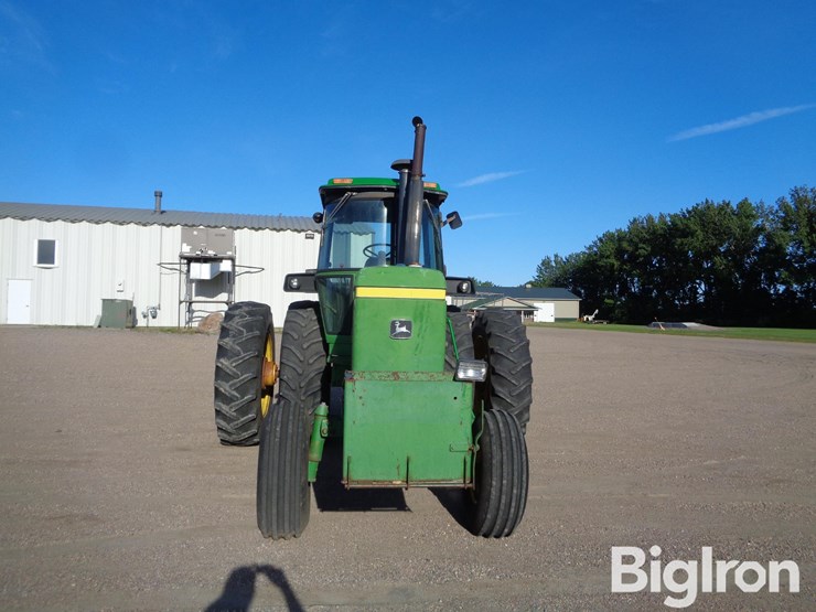 1977-john-deere-4630-image-2