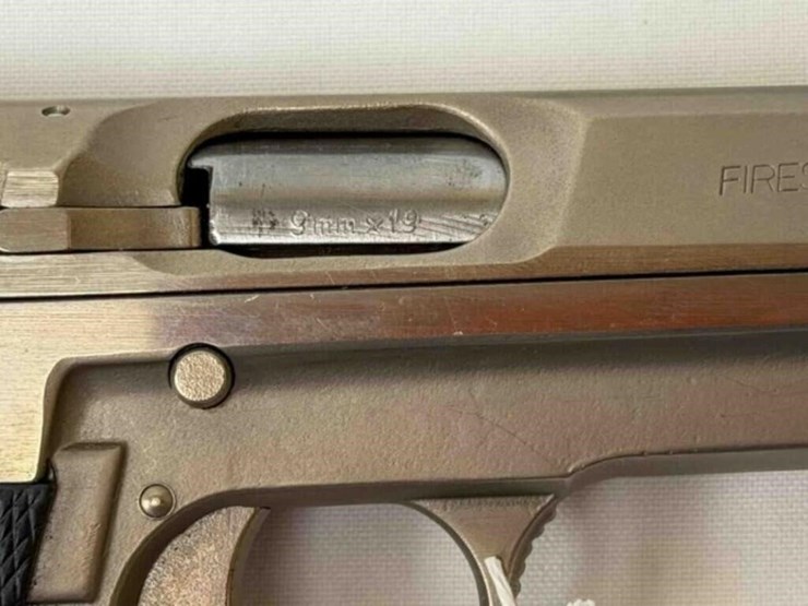 interarms-star-pistol-image-11