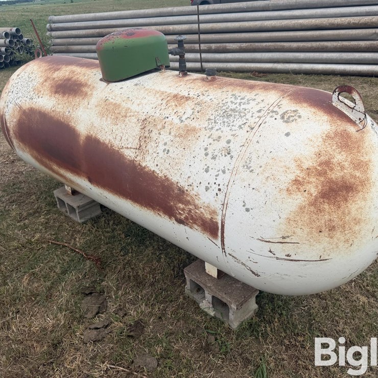 500-Gal Propane Tank