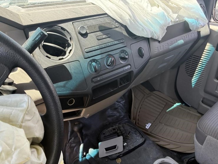 2008-ford-f250-image-28