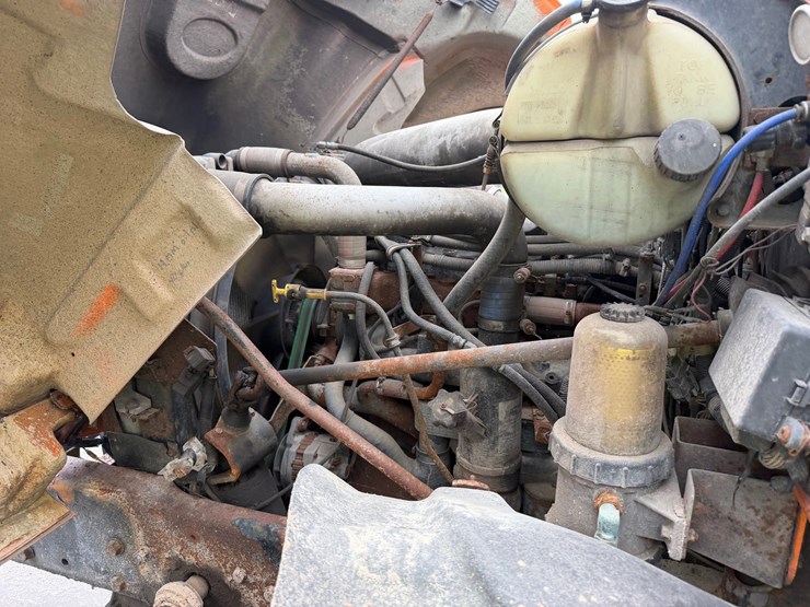 #1471-•-2003-mack-713v-granite-tri-axle-dump-truck-image-14