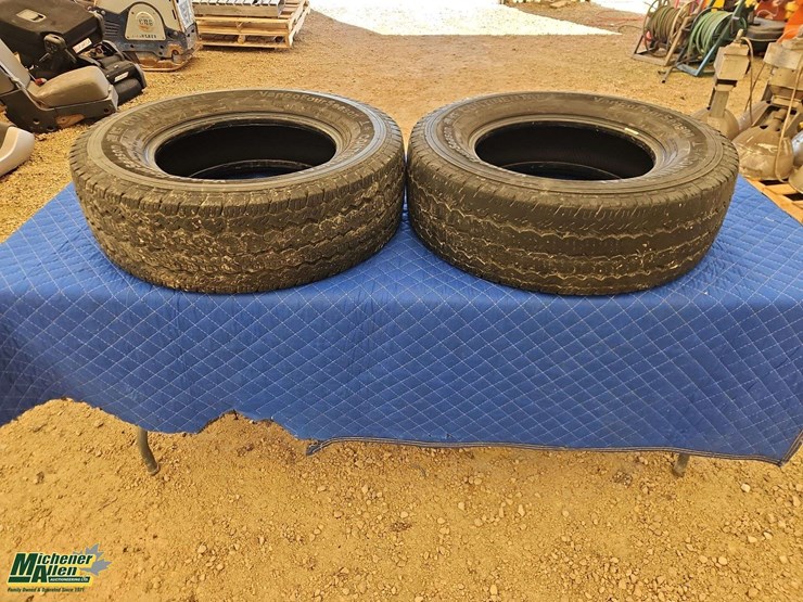 2-continental-tires-225/75-r16-image-1