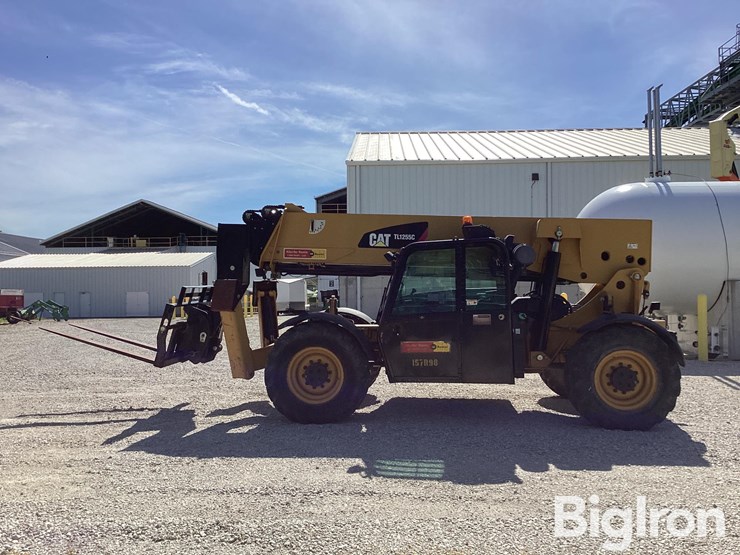2015-caterpillar-tl1255c-image-8