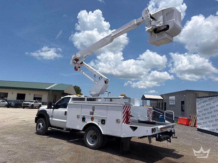 2016-ford-f550-image-4