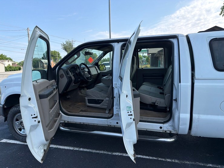 2008-ford-f250-xlt-image-30
