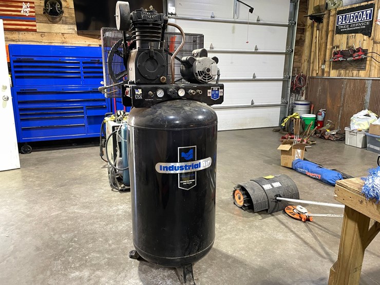#7109-•-industrial-air-8-gallon-air-compressor-image-1