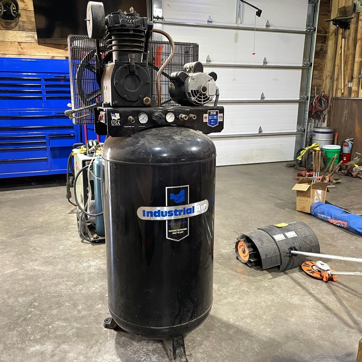 #7109 • Industrial Air 8 Gallon Air Compressor