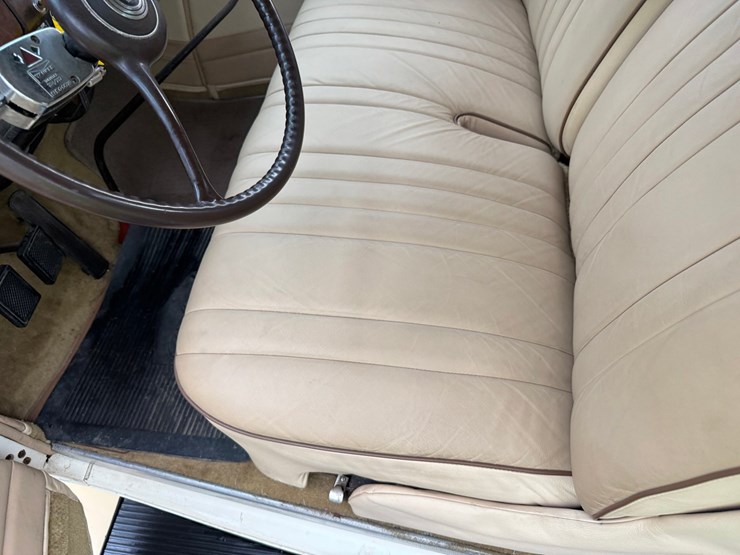 #1372-•-1937-packard-115-c-coupe-image-20