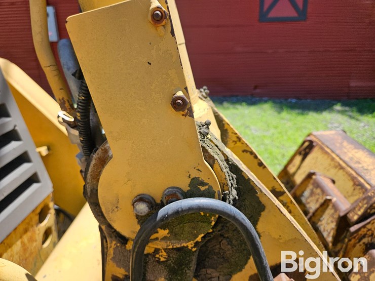 1994-caterpillar-426b-image-11