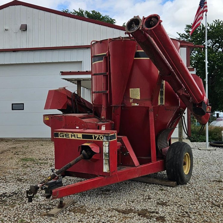 1989 GEHL 170