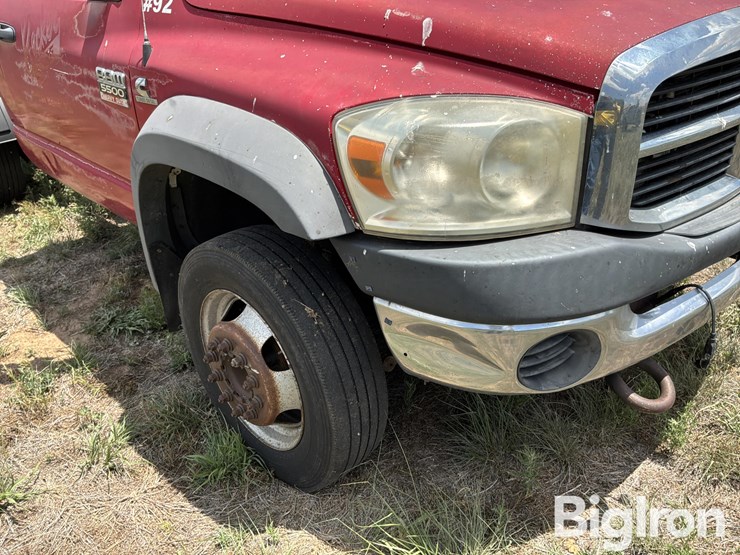 2009-dodge-ram-5500-image-15