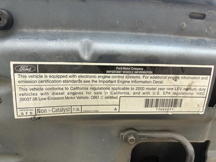 2000-ford-excursion-image-9