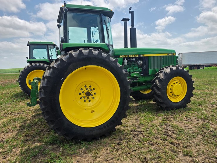 john-deere-4755-image-11
