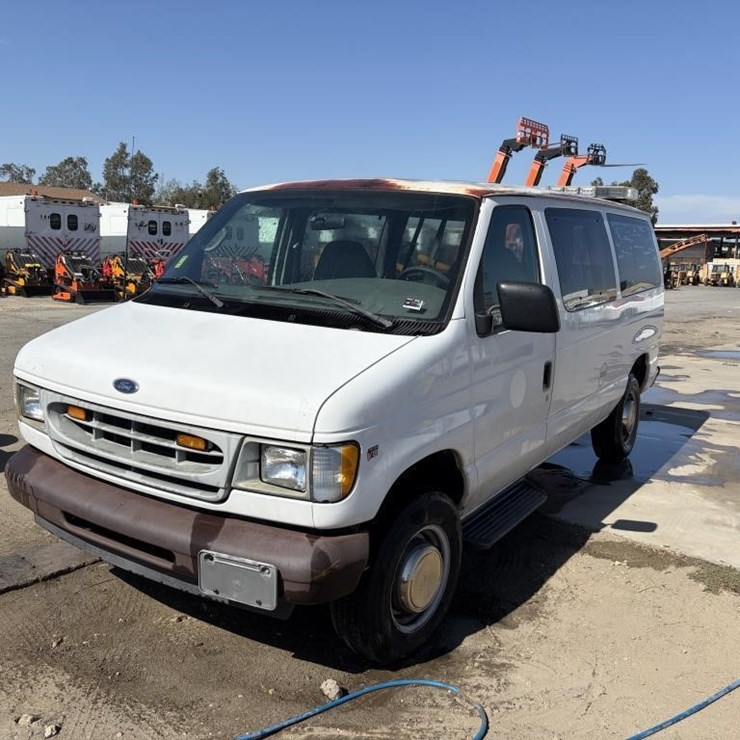 2002 FORD TRANSIT