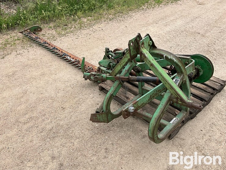john-deere-350-image-1