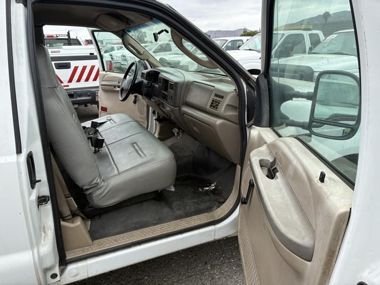 2004-ford-f250-image-15