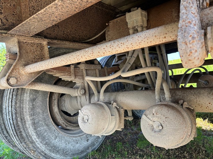 #2216-•-1978-montone-28'-end-dump-semi-trailer-image-66