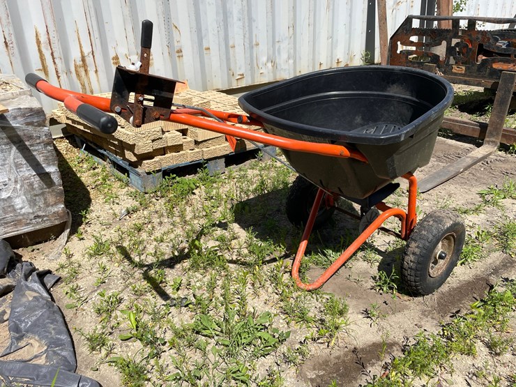 #7115-•-agri-fab-lawn-spreader-image-5