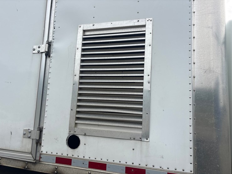 2015-international-durastar-4300-image-18