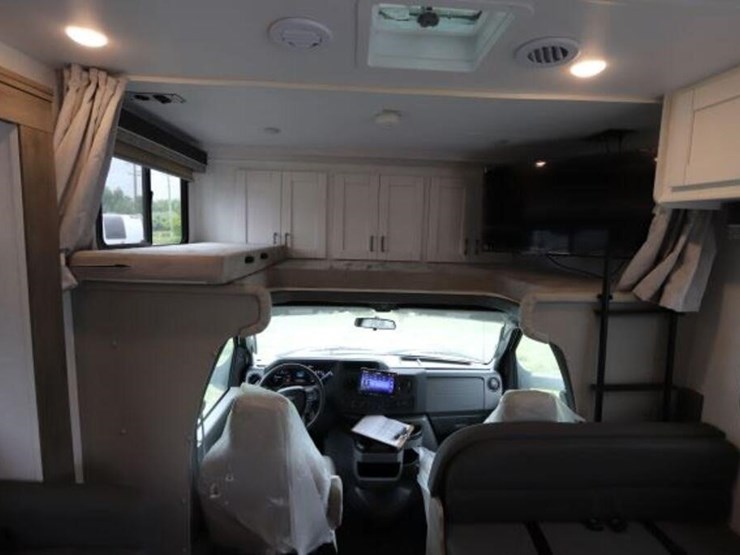 2025-ford-transit-image-20