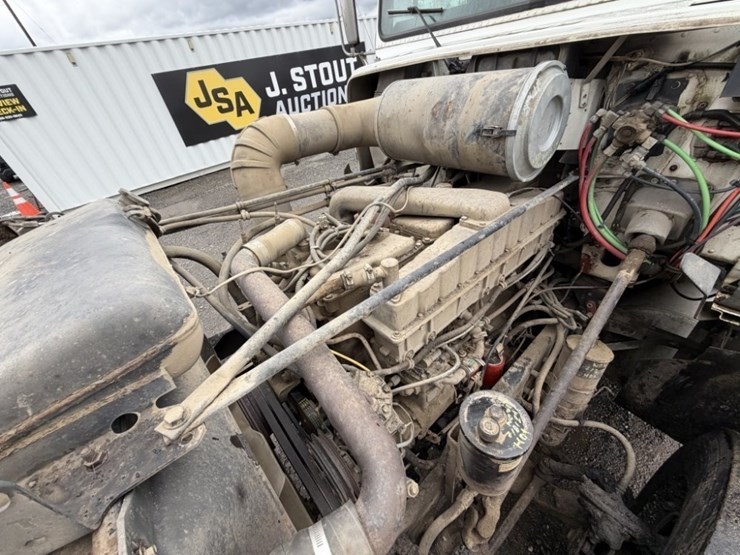 1997-freightliner-usf-1e-asphalt-distributor-truck-image-10