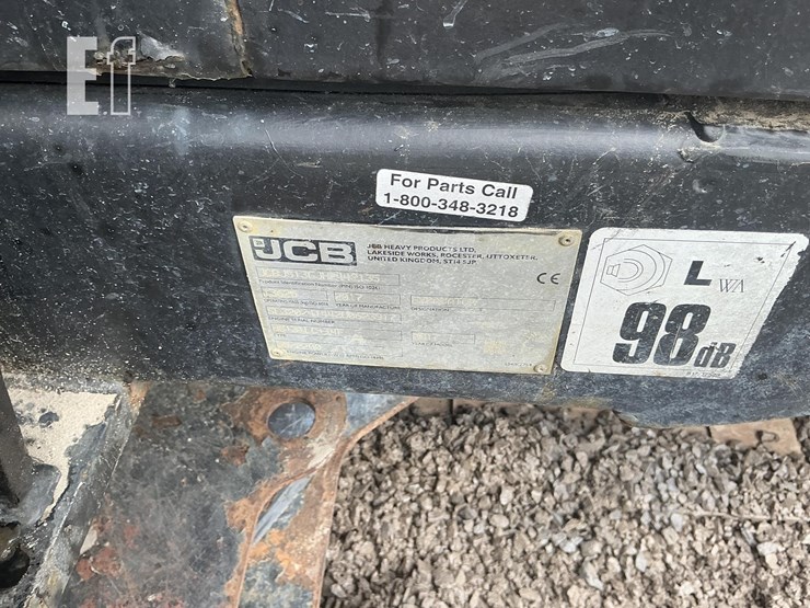 2017-jcb-js131-lc-image-19