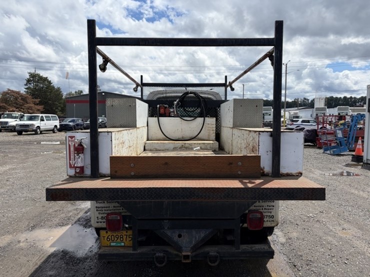 2006-gmc-c4500-flatbed-truck-image-5
