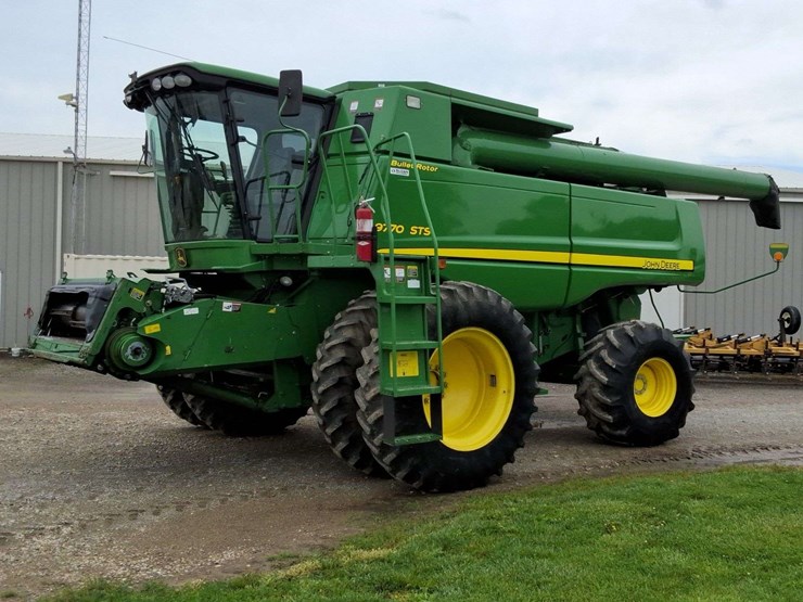 2009-john-deere-9770,-3,278-engine-hours,-2,137-separator-hours,-2wd,-firestone-20.8-r-42-duals,-28l-26-rear-tires,-s/n--h09770s727979-image-2