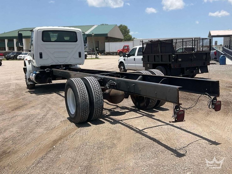 2017-international-durastar-4300-image-4