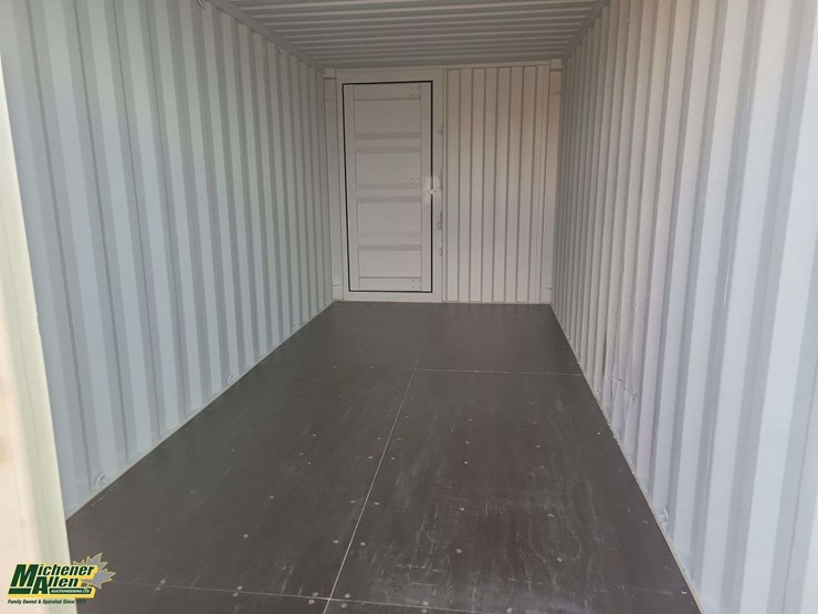 20'-2-door-single-use-sea-container-image-11