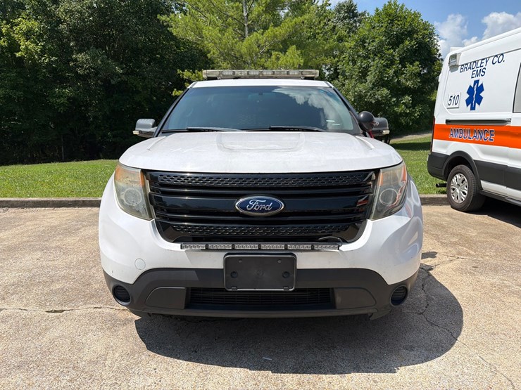 2012-ford-explorer-image-8