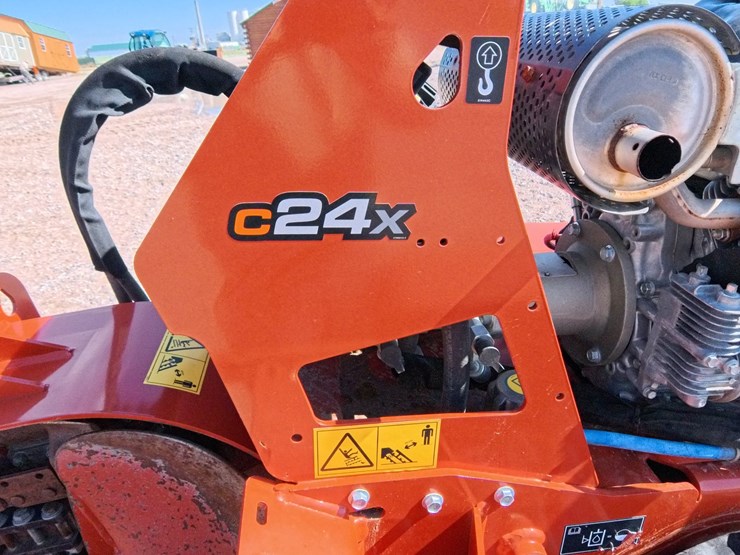 2022-ditch-witch-c24x-image-7