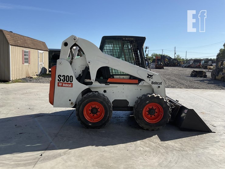 2005-bobcat-s300-image-5