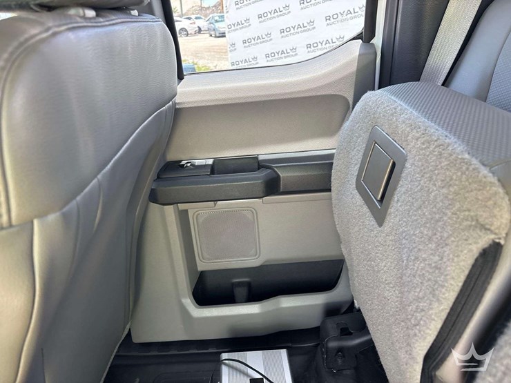 2017-ford-f150-image-30