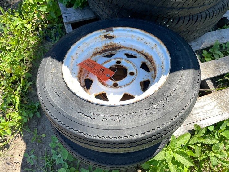 #7122-•-lot-of-used-tires-image-7